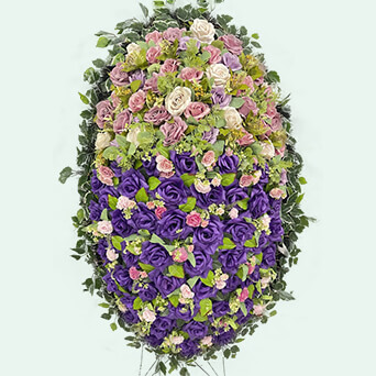 Венок из искусственных цветов